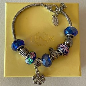 Lenox Winter Beaded Silver Bracelet “Christmas Feelings” New in Box